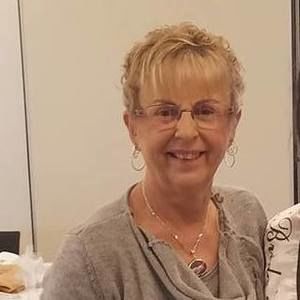 Meet your Posher, Sandi